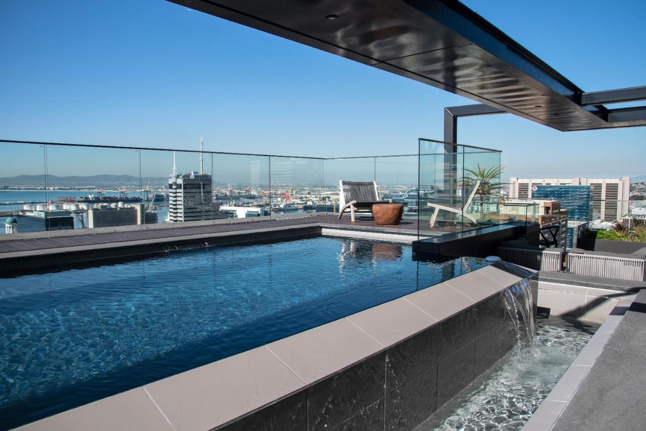 Apartment Luxurious 1 Bedroom *